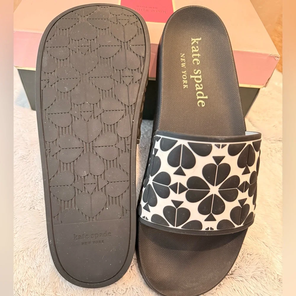 Kate Spade Black and Cream Clover Sandals - Picture 2 of 8